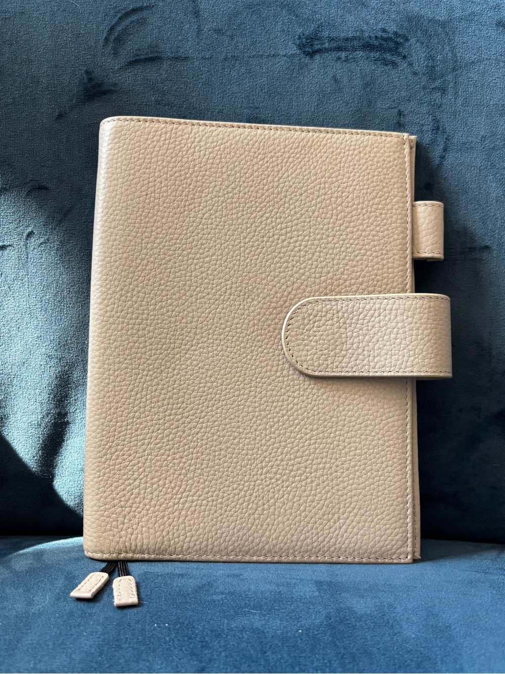Moterm B6 Pebbled Leather Cover in Gray